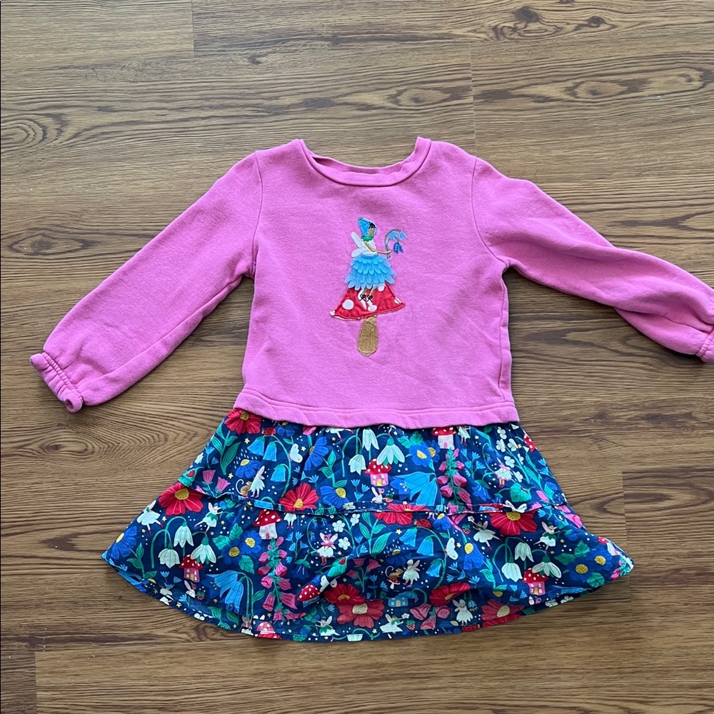 Mini Boden Pink Crewneck Top with Green Trim